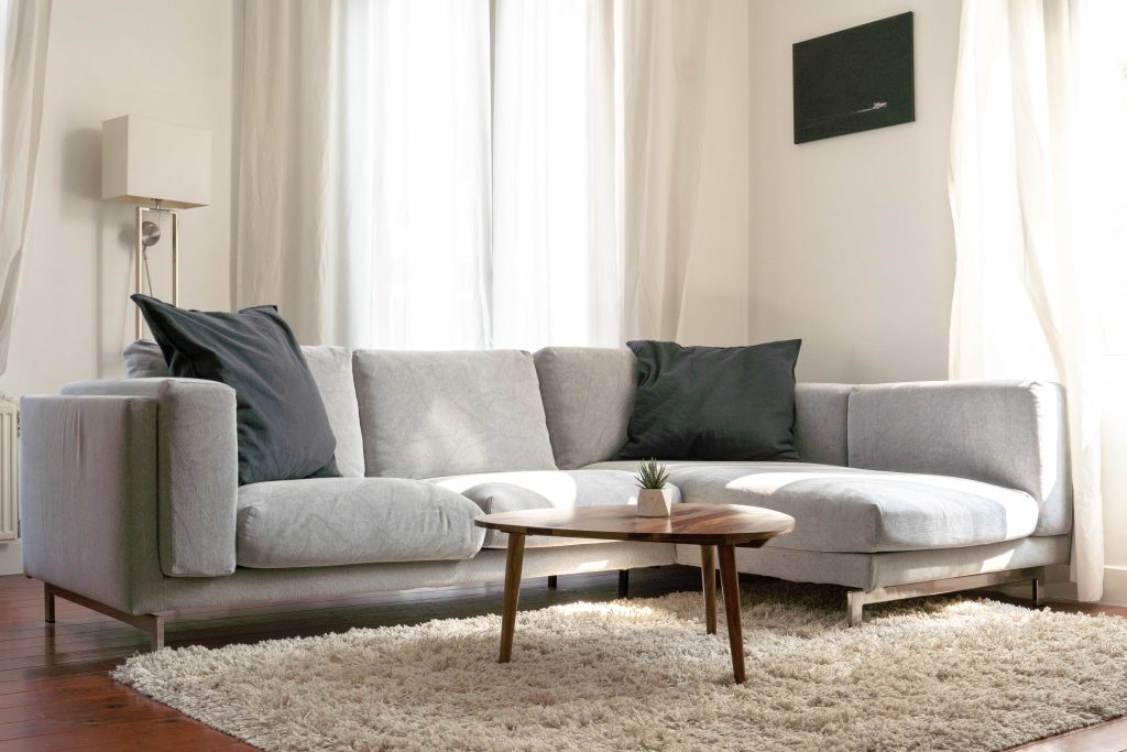 couch upholstery cleaning